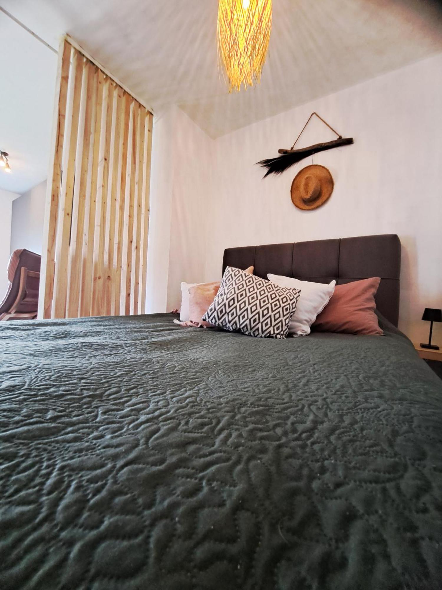 Art Apartment Пула Екстериор снимка