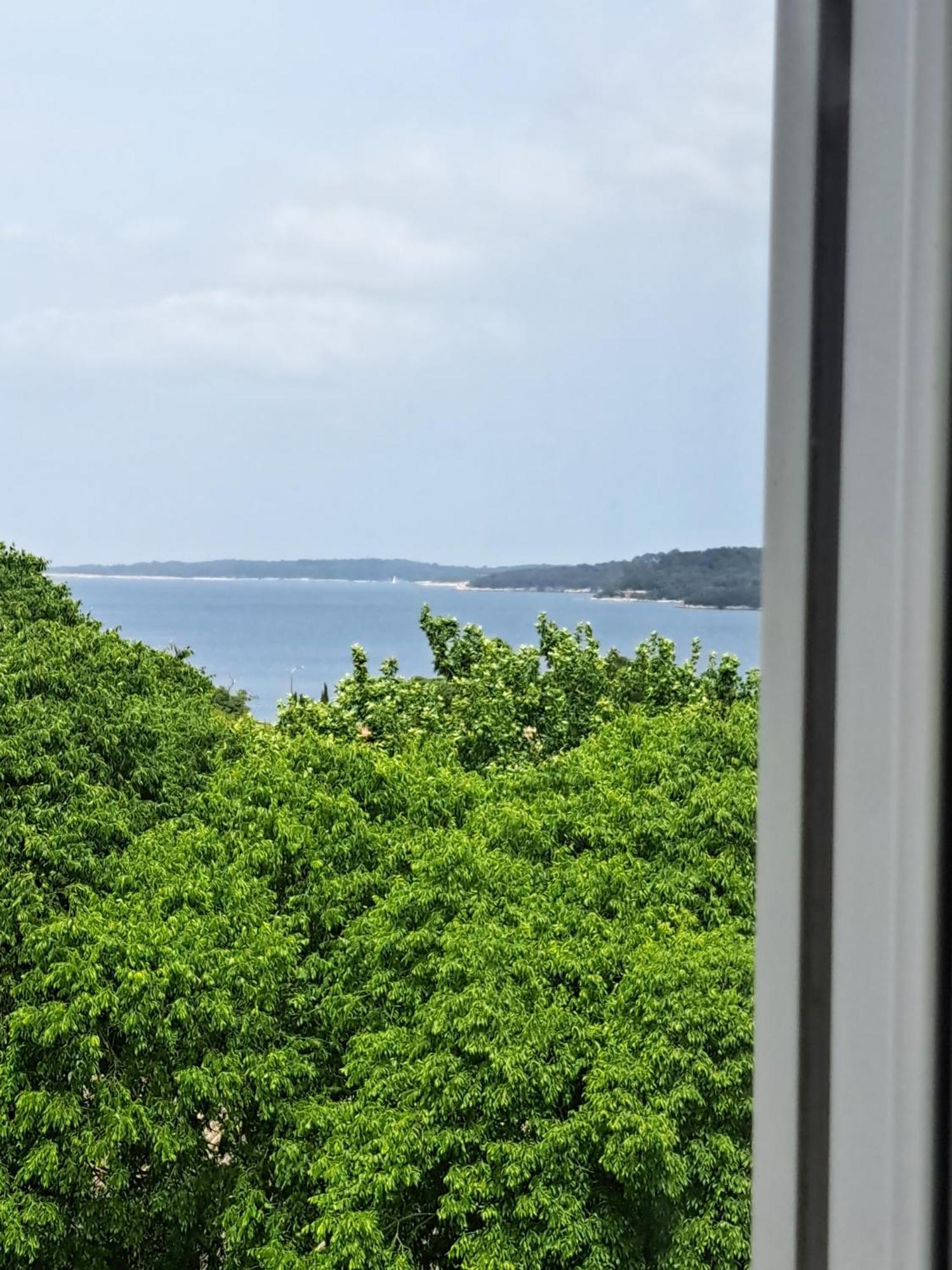 Art Apartment Пула Екстериор снимка